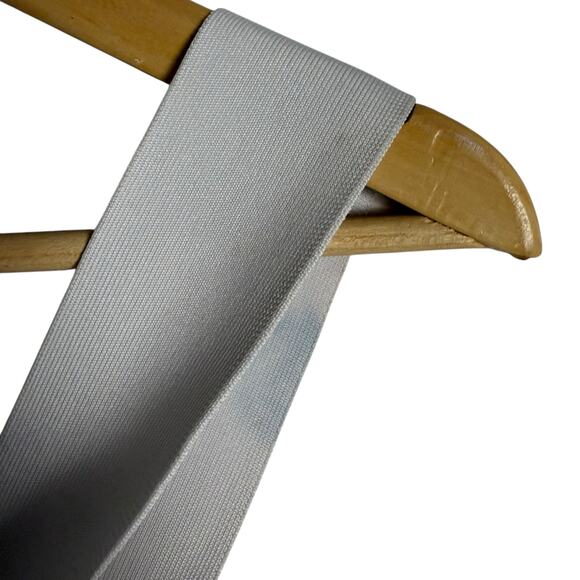 Herve by Herve Leger White Bandage Crisscross Sleeveless Crop Top Size Small - Picture 11 of 14